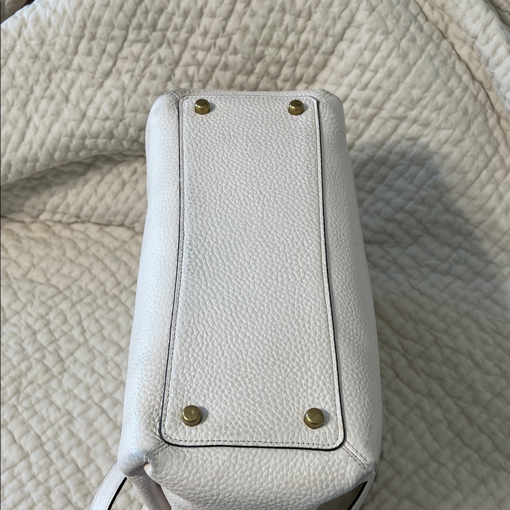 Coach Cream Leather Shay Shoulder Bag - Picture 8 of 9
